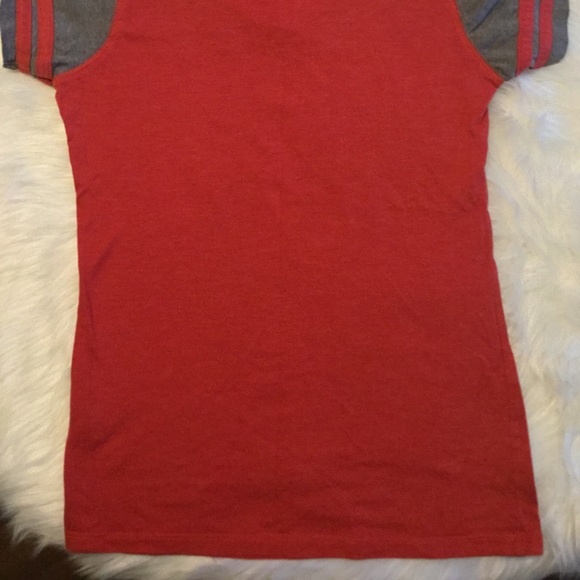 👶🏻 (bundle 3 kids items for $12) Cheers NE top - Picture 6 of 6